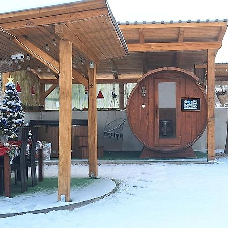 Apartamento La Dory Satu Sugatag Exterior foto