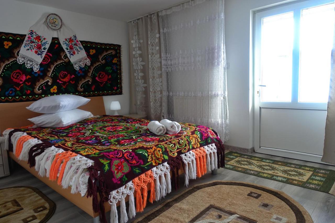 Apartamento La Dory Satu Sugatag Exterior foto