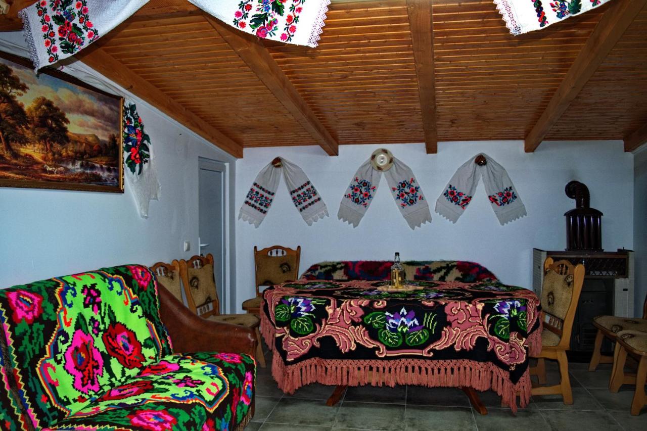 Apartamento La Dory Satu Sugatag Exterior foto