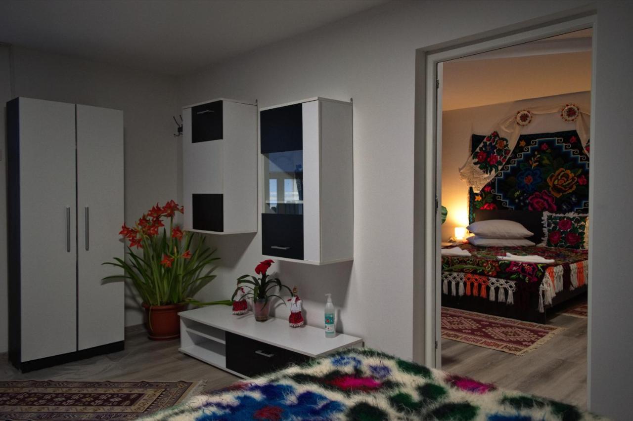 Apartamento La Dory Satu Sugatag Exterior foto