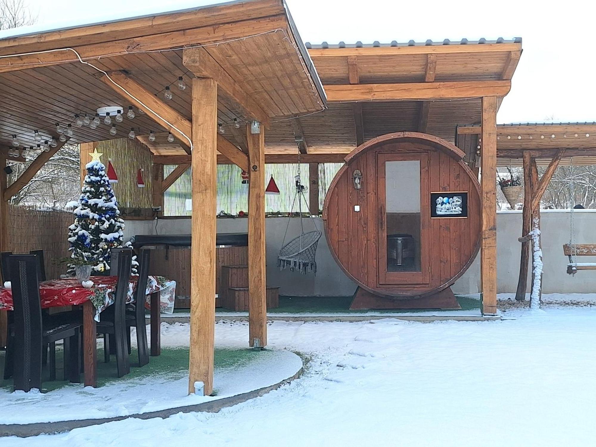 Apartamento La Dory Satu Sugatag Exterior foto